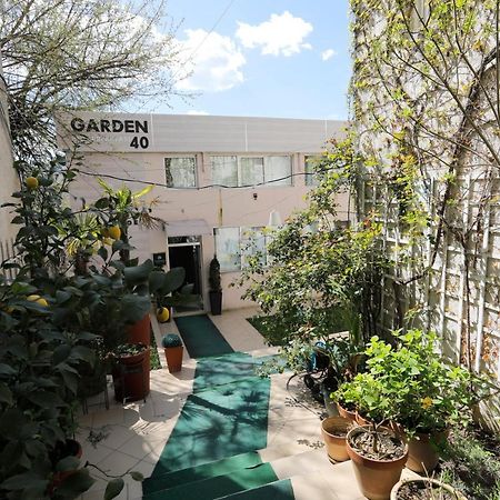 Bed & Breakfast Garden40 เบลเกรด ภายนอก รูปภาพ