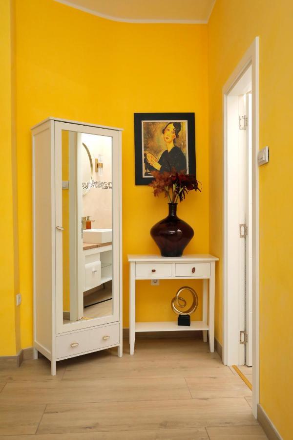 Bed & Breakfast Garden40 เบลเกรด ภายนอก รูปภาพ